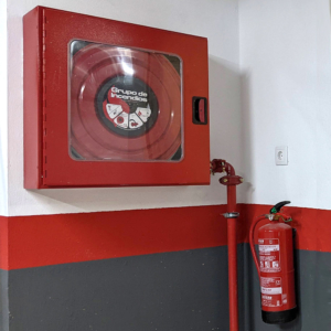 bocas-de-incendio-empresa-instalacion-proteccion-contra-incendio-madrid